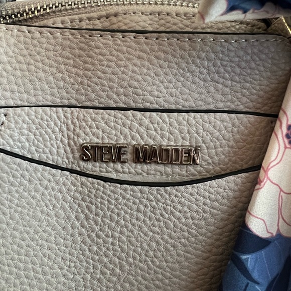 NWT Steve Madden BParker leather shoulder bag - Picture 2 of 9